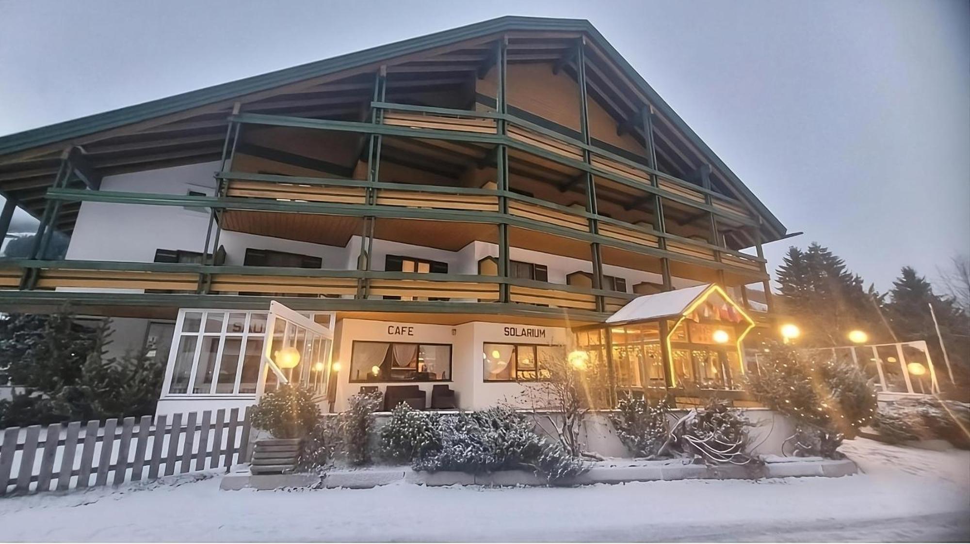 Hotel Brandl San Candido Exterior foto